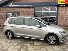 Volkswagen Golf Sportsvan - 1.2 TSI ALLSTAR 110pk 4 cilinder motor ( Navigatie, Trekhaak, Adaptive Cruise control, PDC