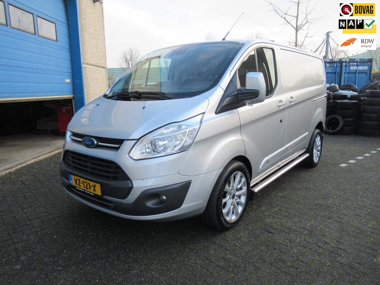 Ford Transit Custom - 270 2.0 TDCI L1H1 Limited 170 pk 2 X schuifdeur - AutoWereld.nl