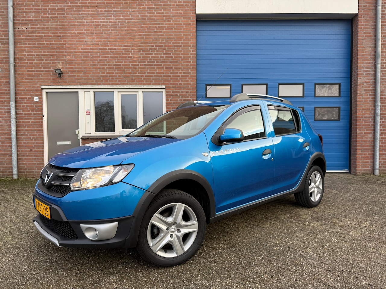 Dacia Sandero - 0.9 TCe Stepway Laureate - AutoWereld.nl