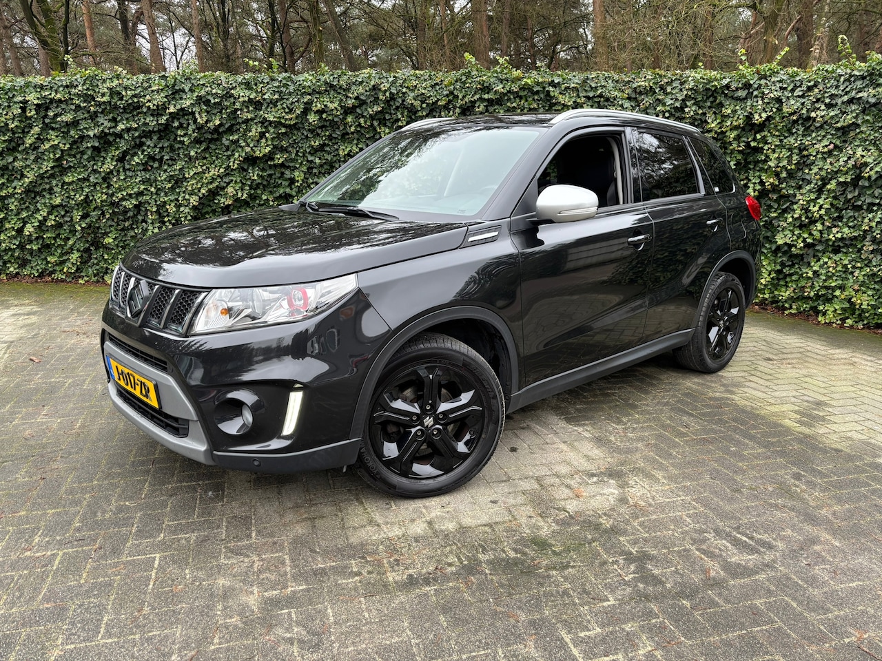 Suzuki Vitara - 1.4 S 140PK | Black Edition | Camera | Clima | Navi | CruiseControle | PDC | Bluetooth | - AutoWereld.nl