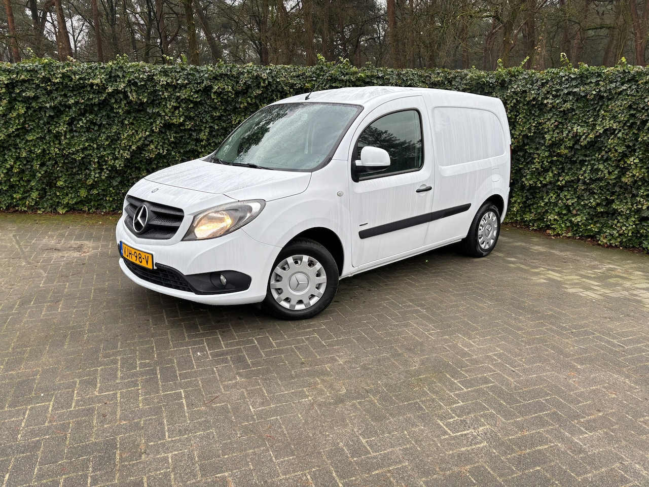 Mercedes-Benz Citan - 109 CDI 90PK BlueEFFICIENCY Business Ambition | Airco | Bluetooth | Parkeersensoren | Zeer - AutoWereld.nl