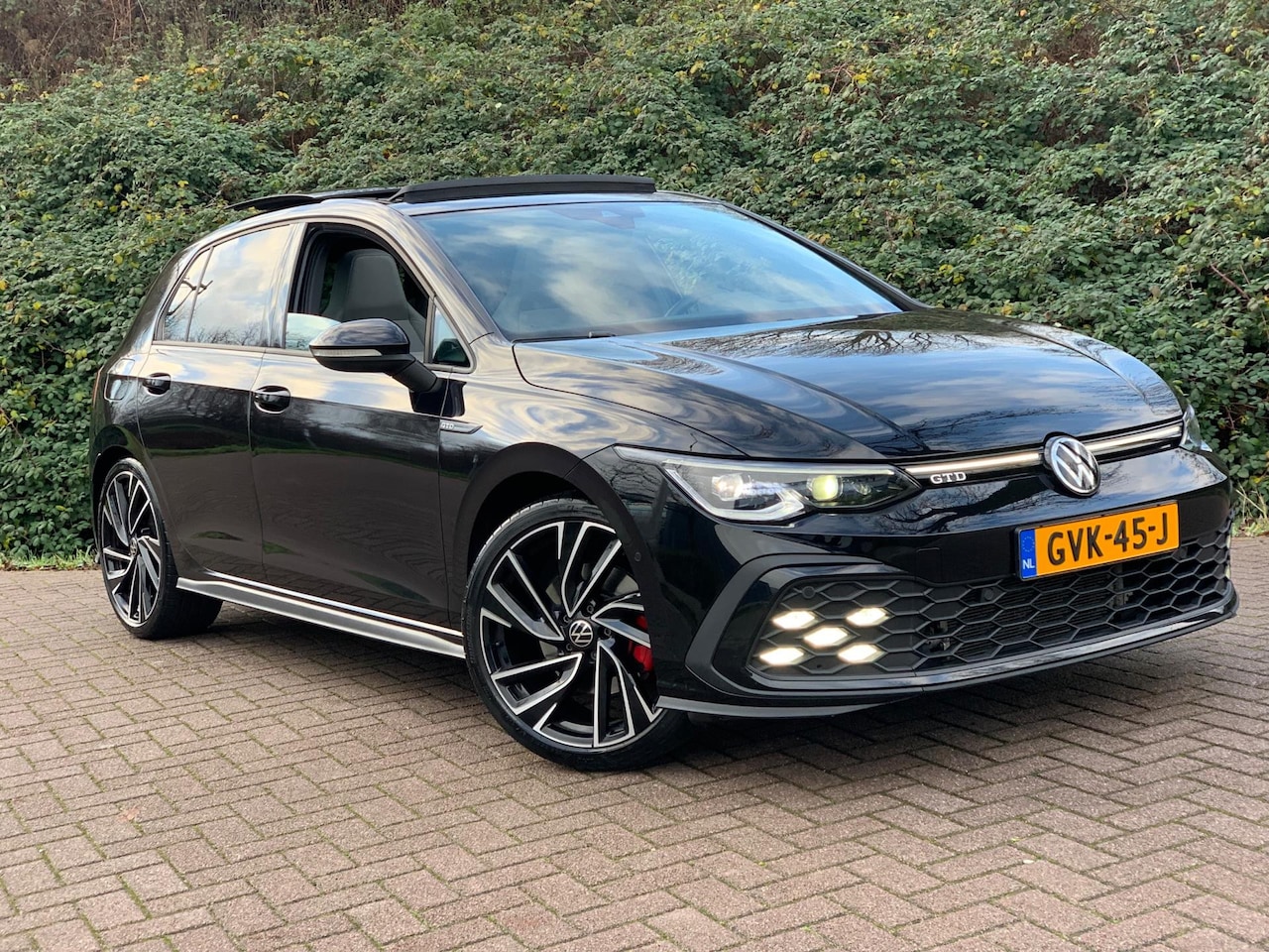 Volkswagen Golf - 2.0 TDI GTD|PANO|LEDER|H&K|IQLIGHT|HEAD|FULL - AutoWereld.nl