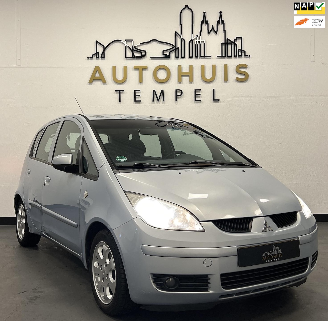 Mitsubishi Colt - 1.3 Inform Cool Pack Plus Nap Airco 5Drs Trekhaak - AutoWereld.nl