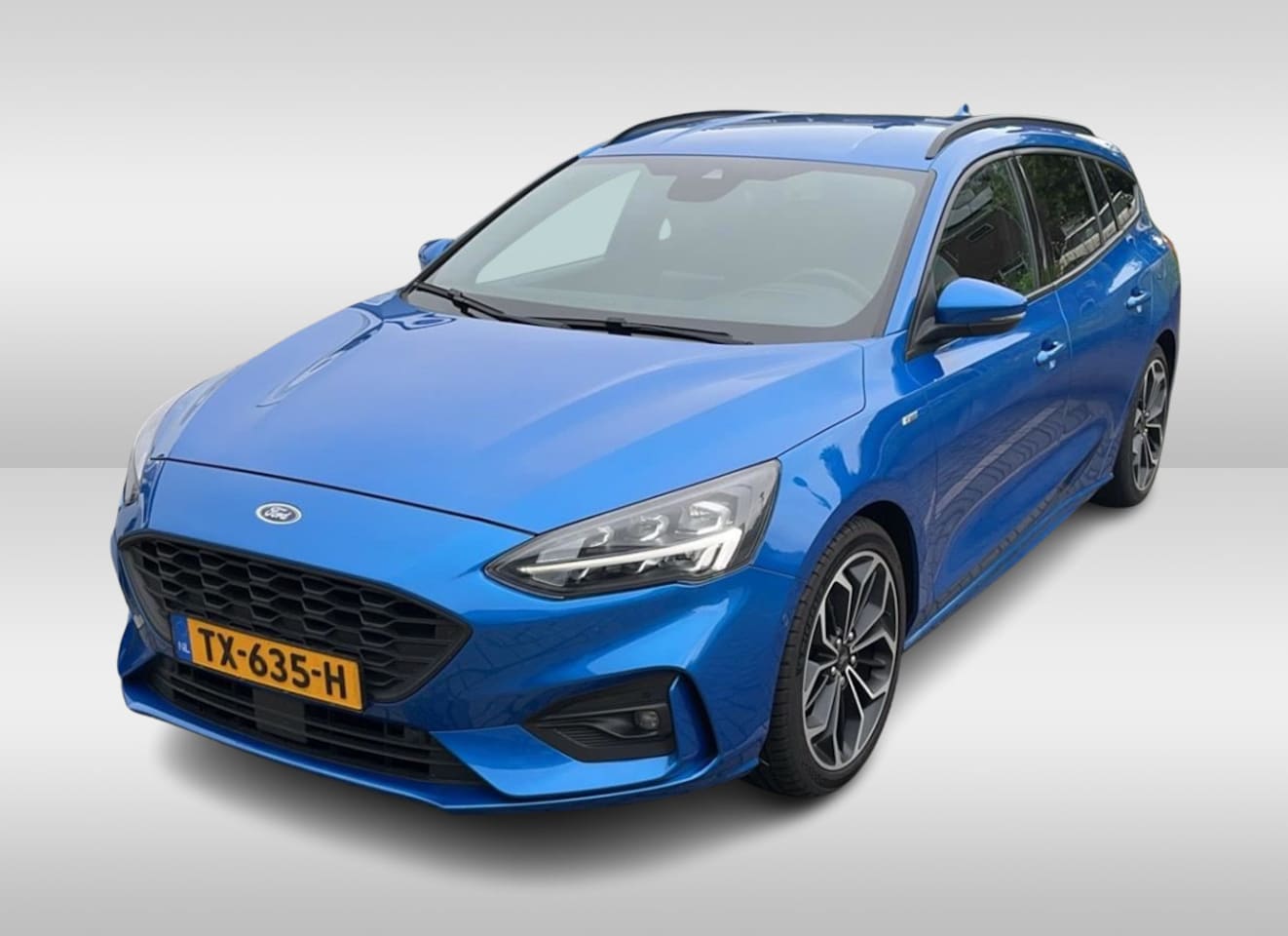 Ford Focus Wagon - 1.5 EcoBoost ST Line / Trekhaak / Camera / Head-up / 18'' / Keyless / B&O / Half leder / A - AutoWereld.nl