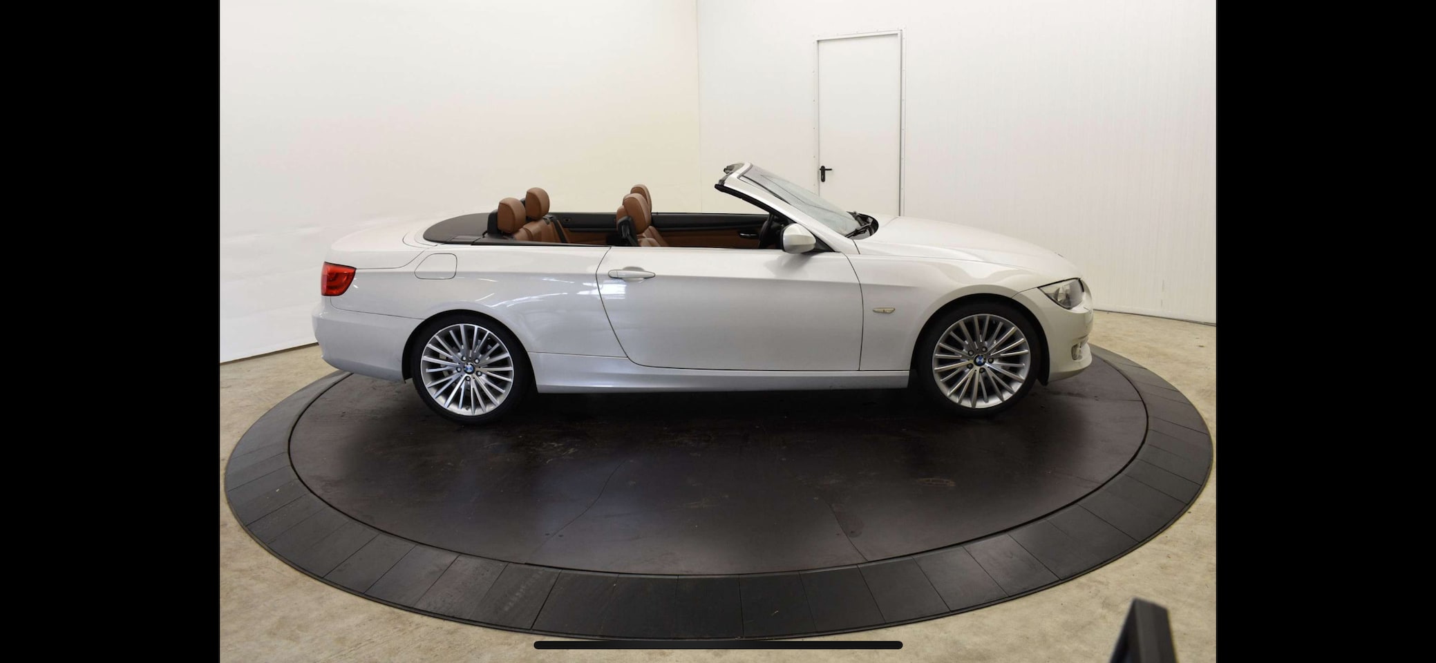 BMW 3-serie Cabrio - 320i High Executive - AutoWereld.nl