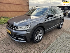 Volkswagen Tiguan - 1.5 TSI ACT Highline Business R-Line, IQ Drive