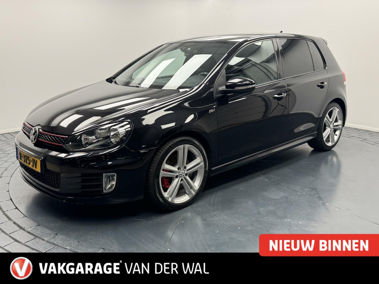 Volkswagen Golf - 1.4 TSi R-Line Navigatie-Clima-Cr.contr-Stoelverwarming-Pdc-Lm.18"velgen - AutoWereld.nl