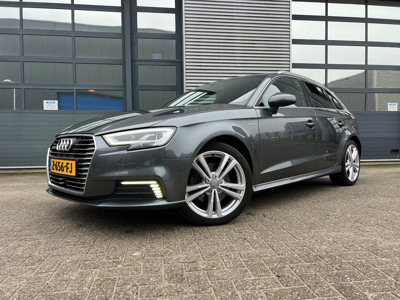 Audi A3 Sportback - 1.4 e-tron Sport Pro Line plus Virtual Cockpit I B&O I Carplay - AutoWereld.nl