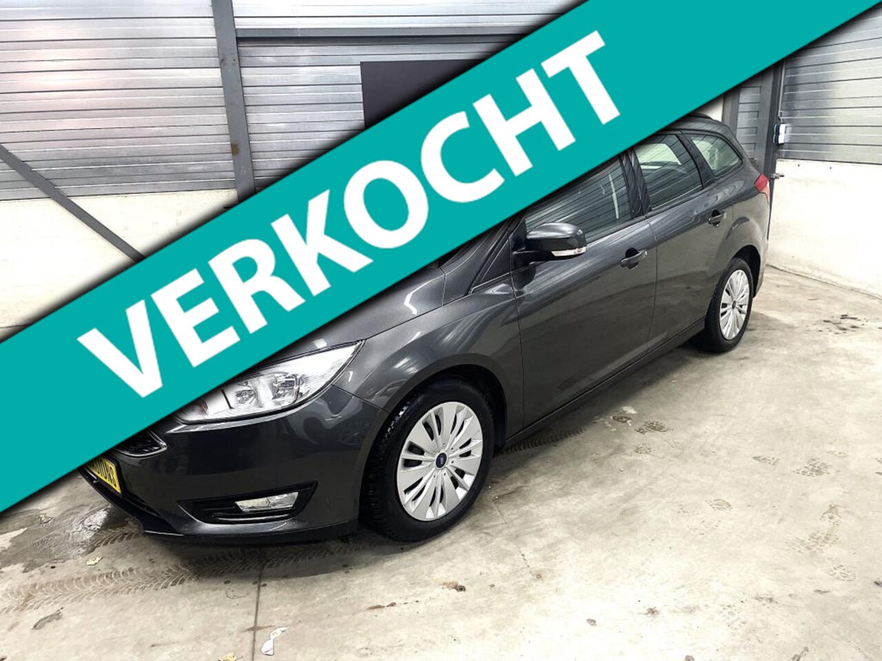 Ford Focus Wagon - 1.0 Titanium 1ste eigenaar carplay zeer net - AutoWereld.nl