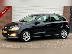 Volkswagen Polo - 1.2 TSI Comfortline Business Navi Apple Carplay