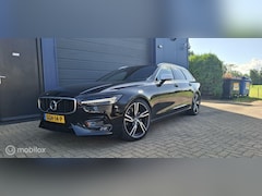 Volvo V90 - 2.0 T5 R-Design, Leer, Trekhaak, bouwers & wilkens