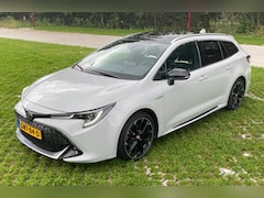 Toyota Corolla Touring Sports - 2.0 Hybrid GR-Sport Plus Panoramadak GARANTIE open dak Apple CarPlay/Android auto