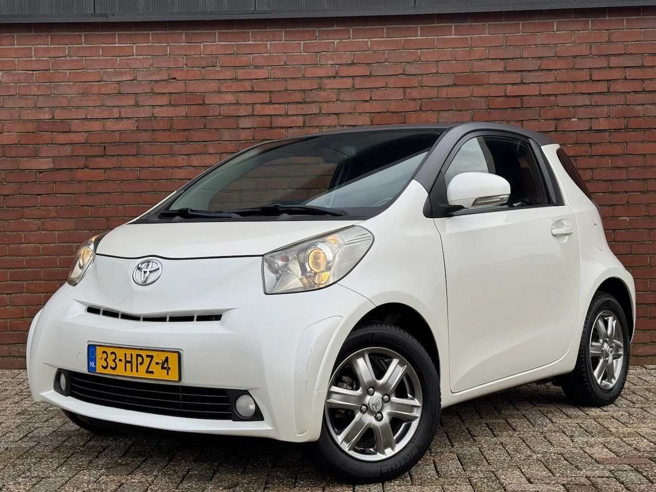 Toyota iQ - 1.0 VVTi Aspiration | NL-AUTO! | DEALER OH! - AutoWereld.nl