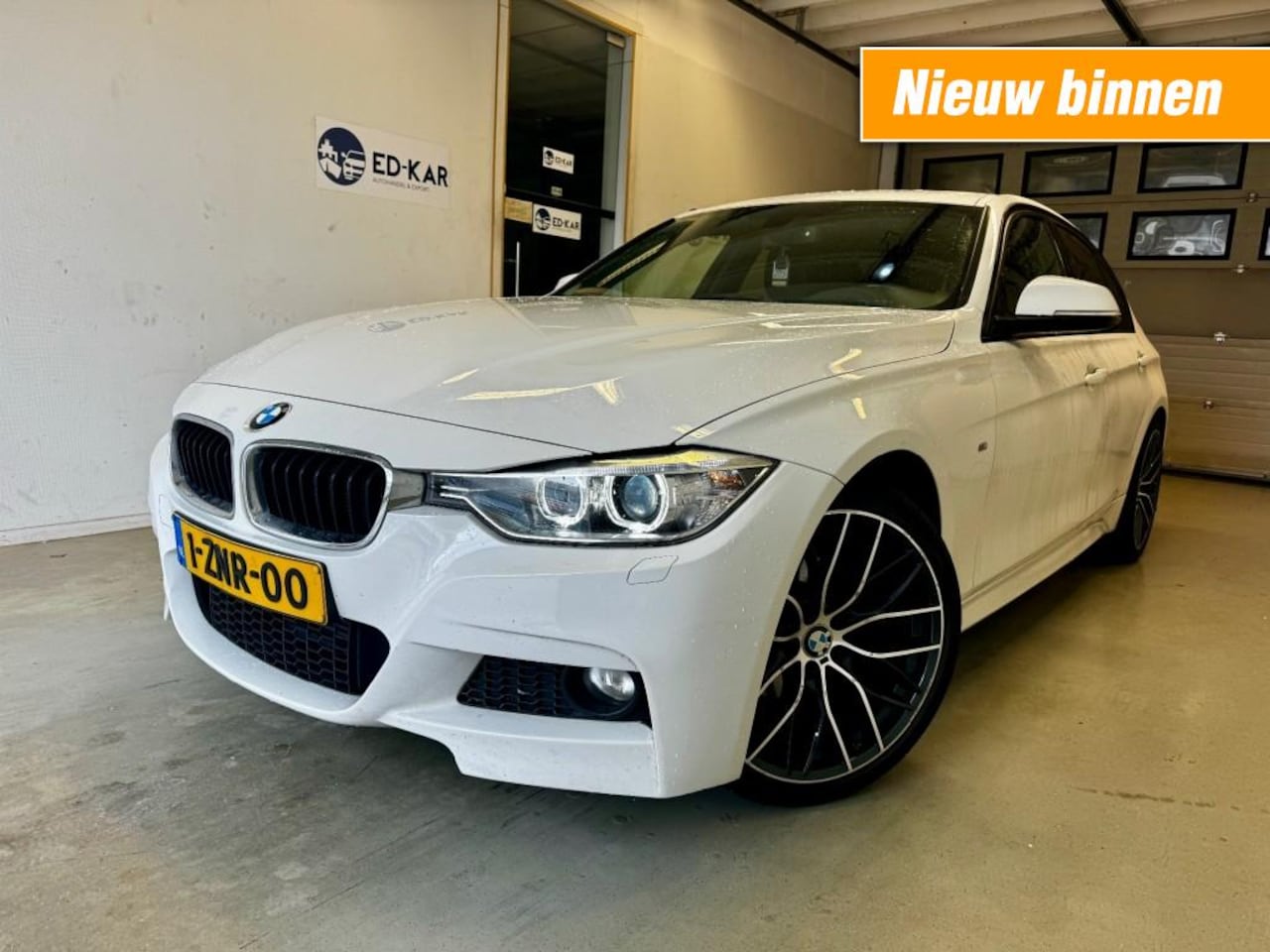 BMW 3-serie - 316i M Sport Hi Executive AUT 2DE EIG LED NAP APK 3-2025 - AutoWereld.nl