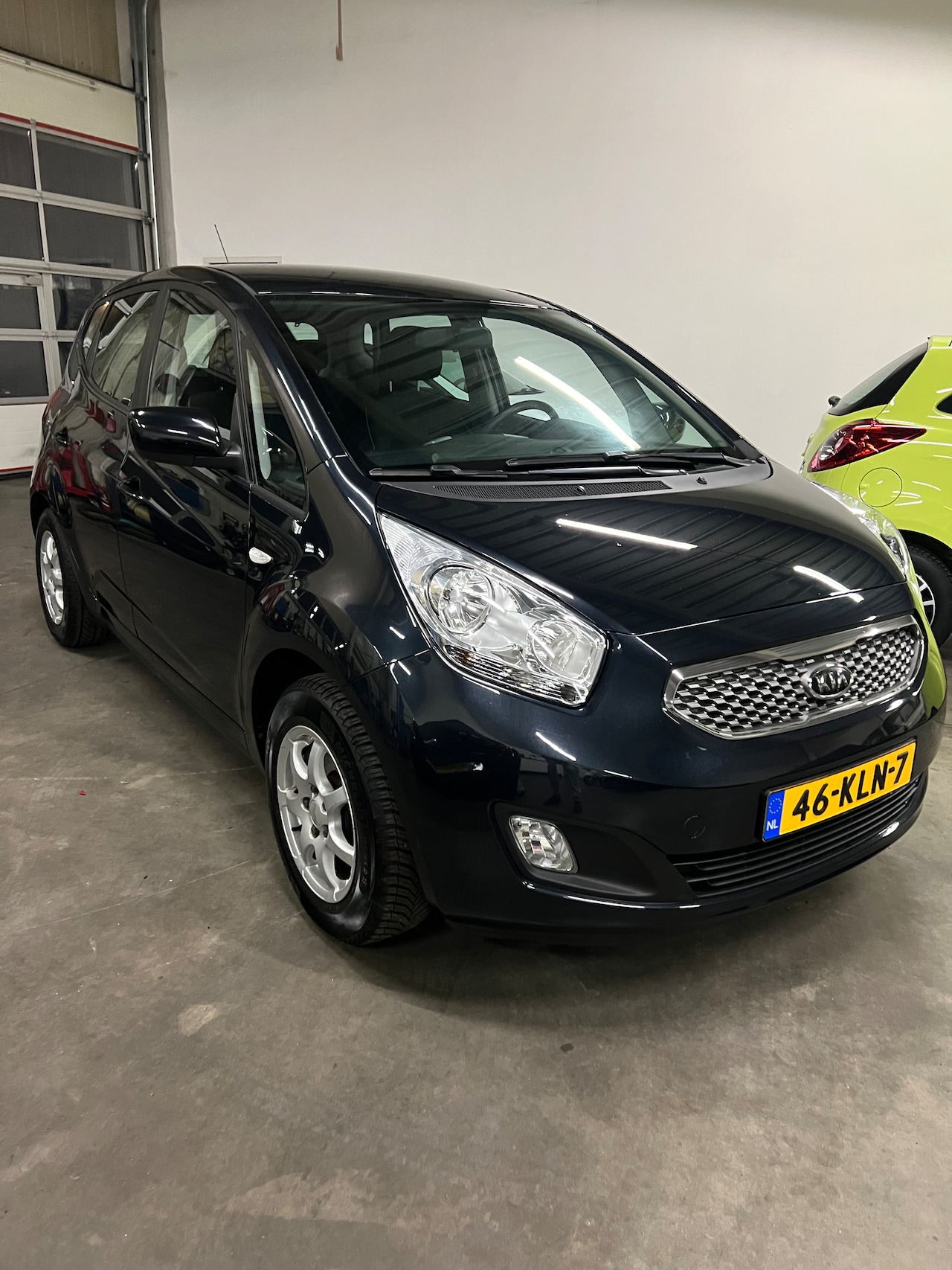 Kia Venga - 1.4 CVVT X-tra - AutoWereld.nl