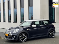 MINI Mini-Electric - Yours 33 kWh 182 PK, panoramadak, leder, harman cardon, led verlichting, alle opties, digi