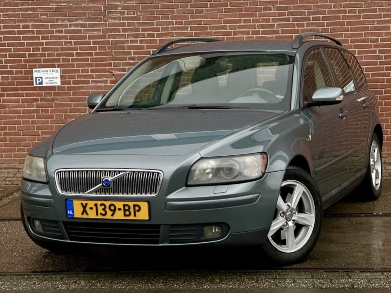 Volvo V50 - 2.4i 2.4i - AutoWereld.nl