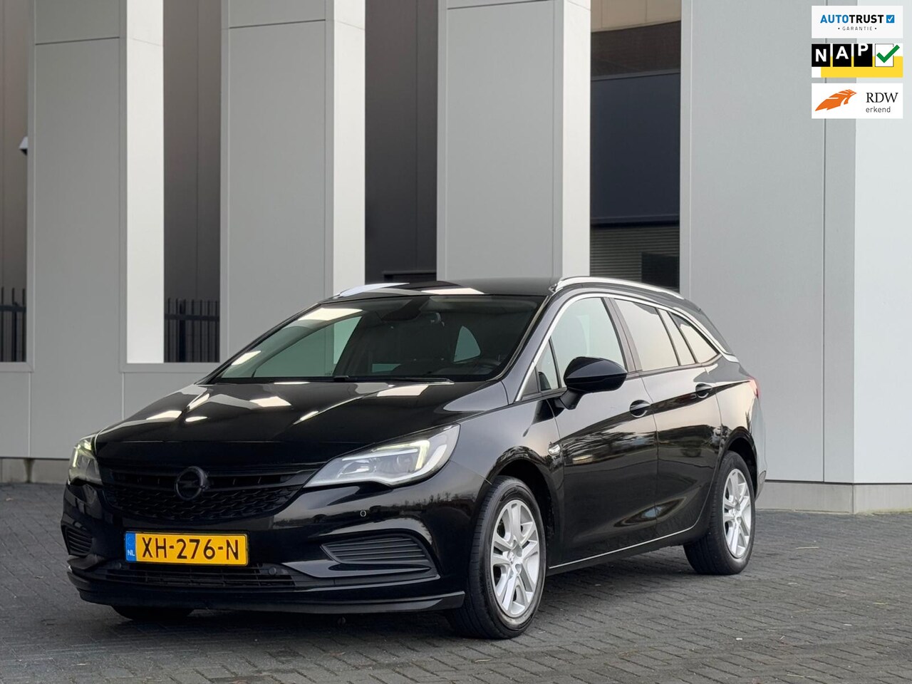 Opel Astra Sports Tourer - 1.4 Business+ 1.4 150 pk Business+, achteruitrijcamera, trekhaak, Nederlandse auto met nationale auto pa - AutoWereld.nl