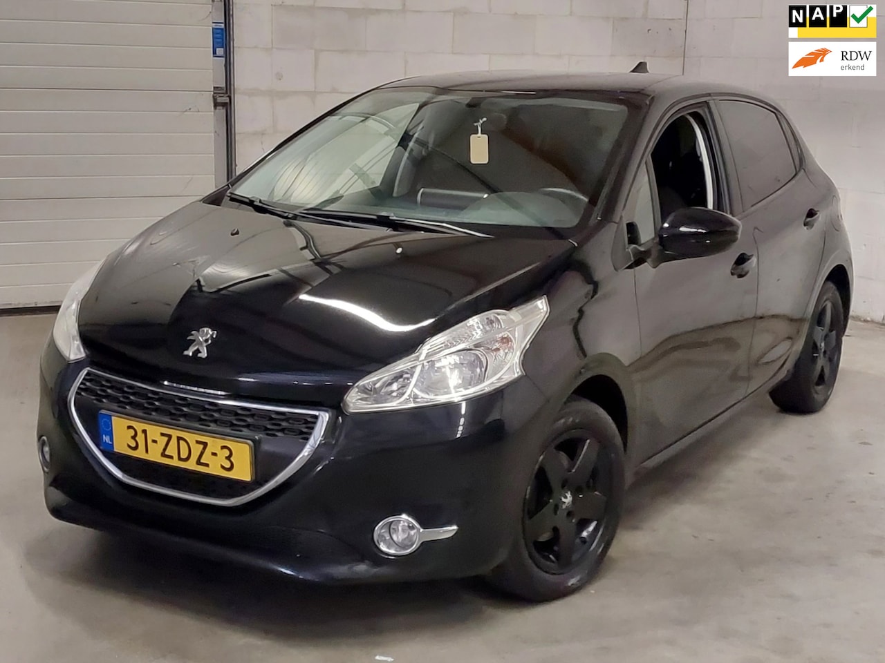 Peugeot 208 - 1.2 VTi Blue Lease 5-Deurs 2012 Multimedia NW APK - AutoWereld.nl