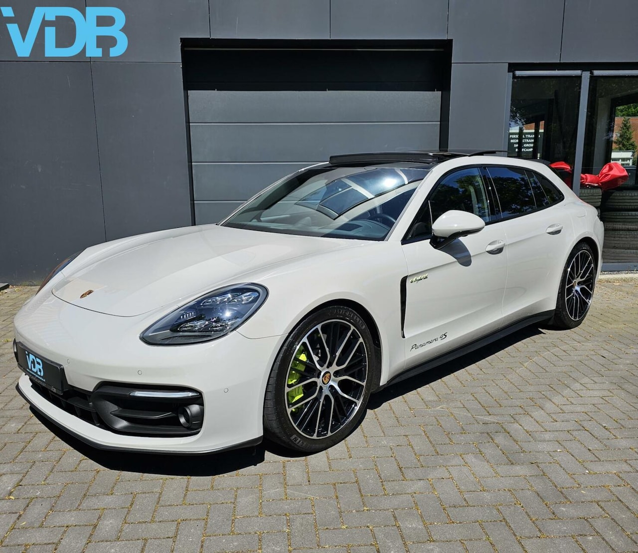 Porsche Panamera Sport Turismo - 2.9 4S E-Hybrid 560PK KREIDE! - AutoWereld.nl