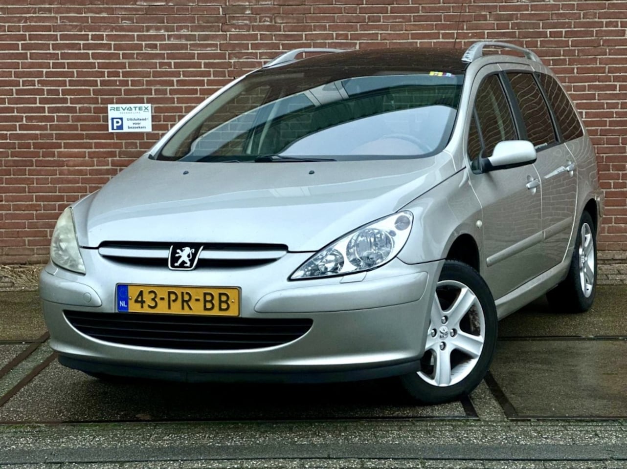 Peugeot 307 SW - 2.0 16V Roland G. - AutoWereld.nl