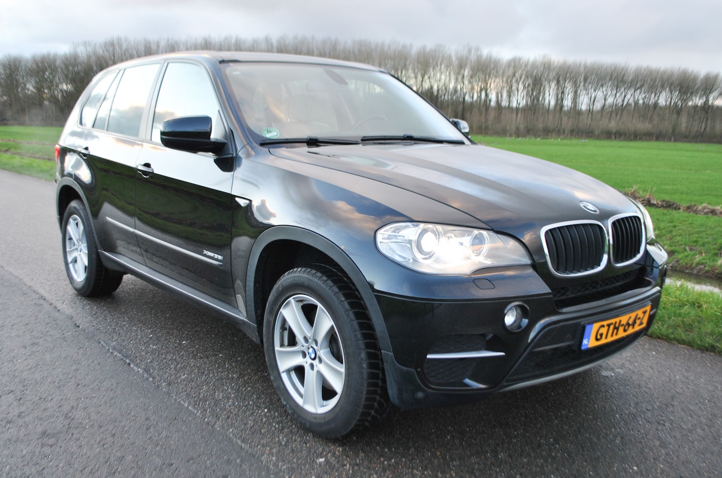 BMW X5 - 3.5i High Executive E70 LCI 3.0L 6-cilinder met dubbele Turbo en 306pk 61dkm en volledige historie! - AutoWereld.nl