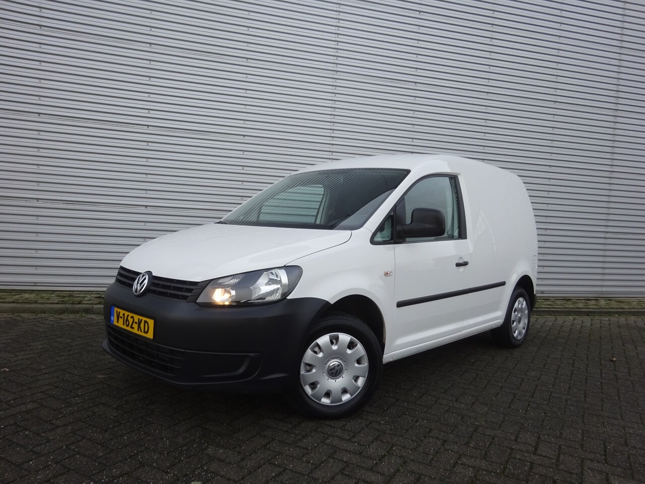 Volkswagen Caddy - 1.6 TDI BMT Airco / Cruise control / Trekhaak / NAP - AutoWereld.nl