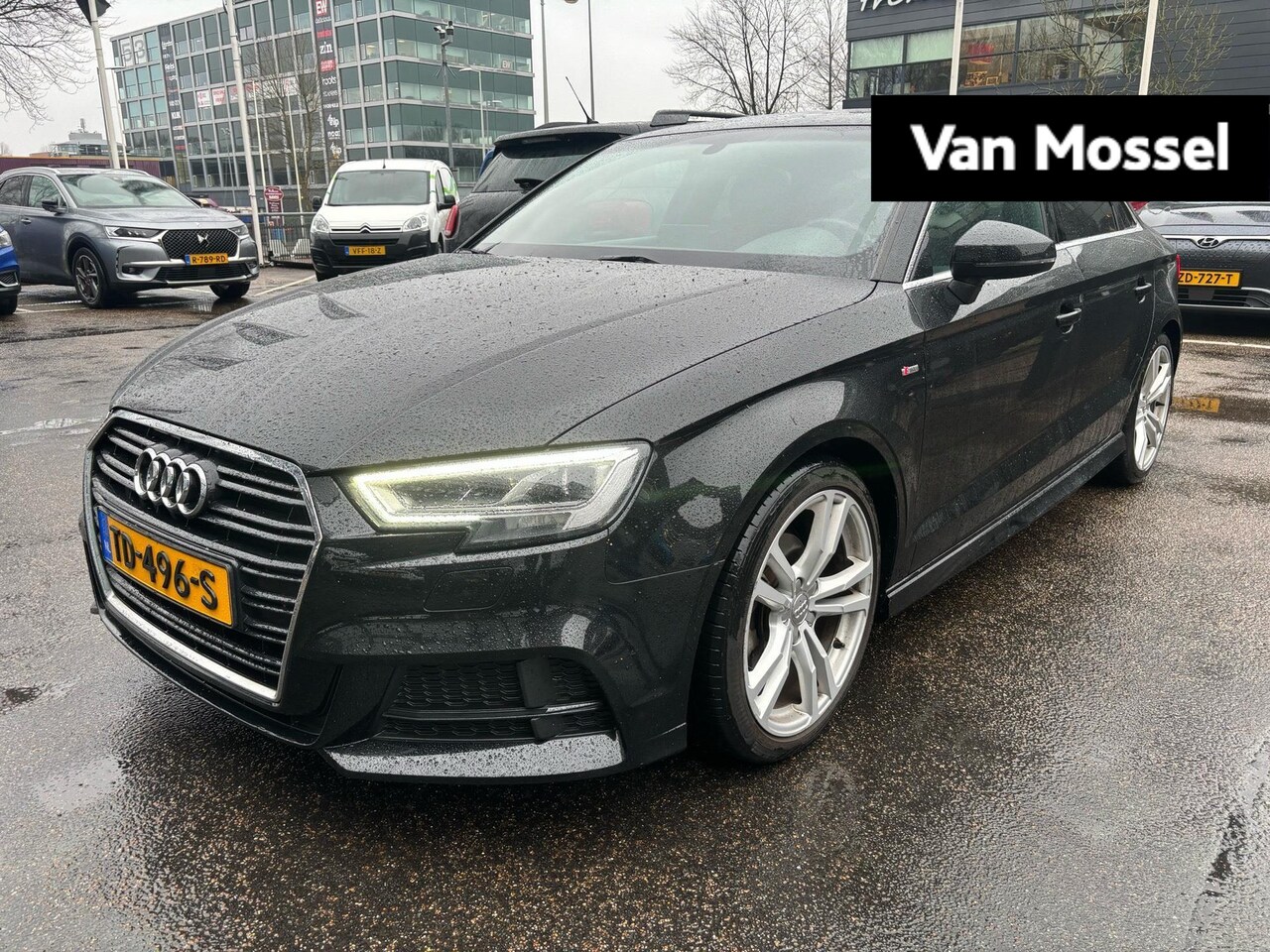 Audi A3 Limousine - 1.5 TFSI CoD Sport S Line Edition 150 PK | S-line | Automaat | Navigatie | Parkeersensoren - AutoWereld.nl