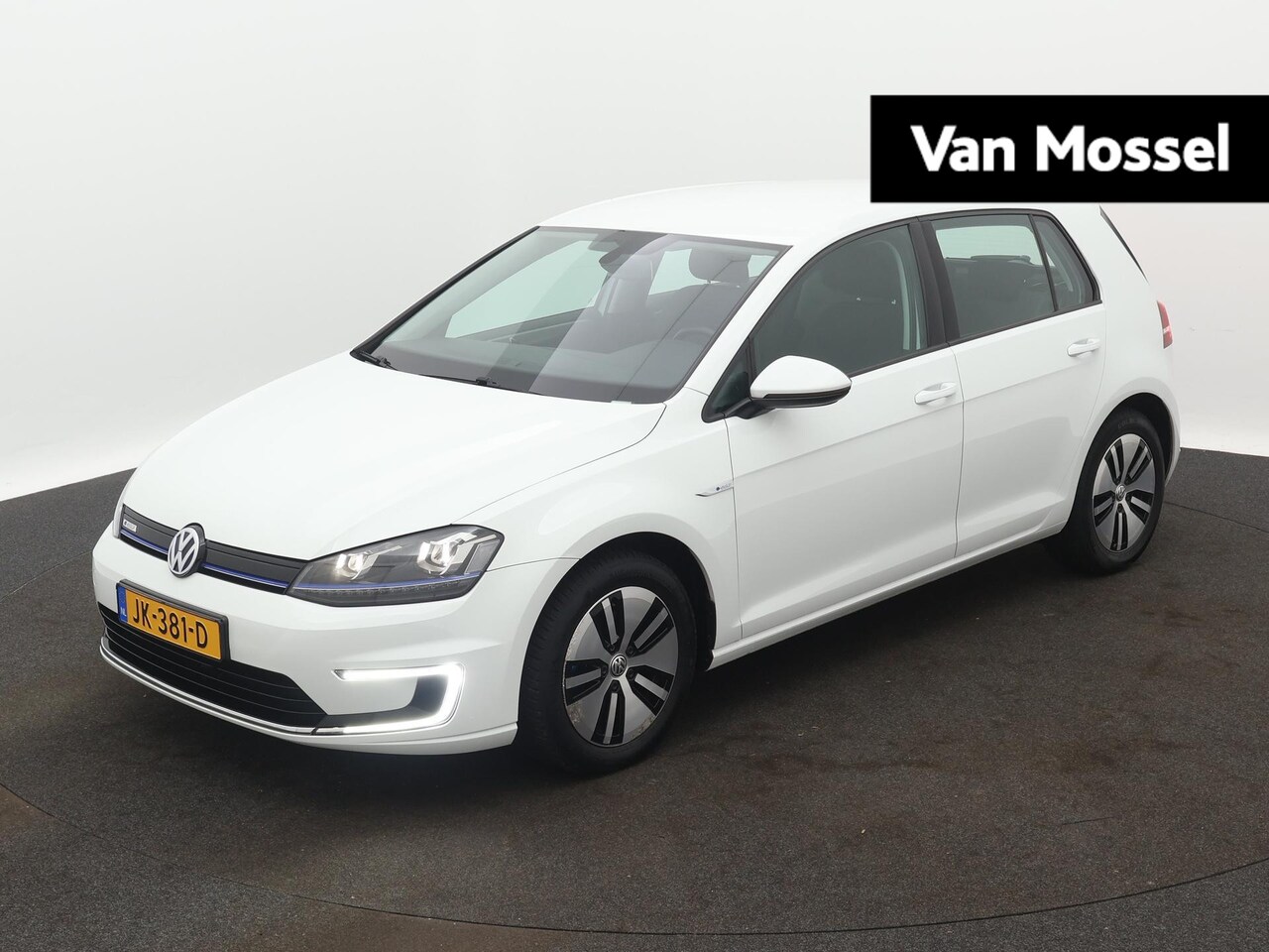 Volkswagen e-Golf - e-Golf | NAVIGATIE | APPLE CARPLAY | CLIMATE CONTROL | CRUISE CONTROL | - AutoWereld.nl