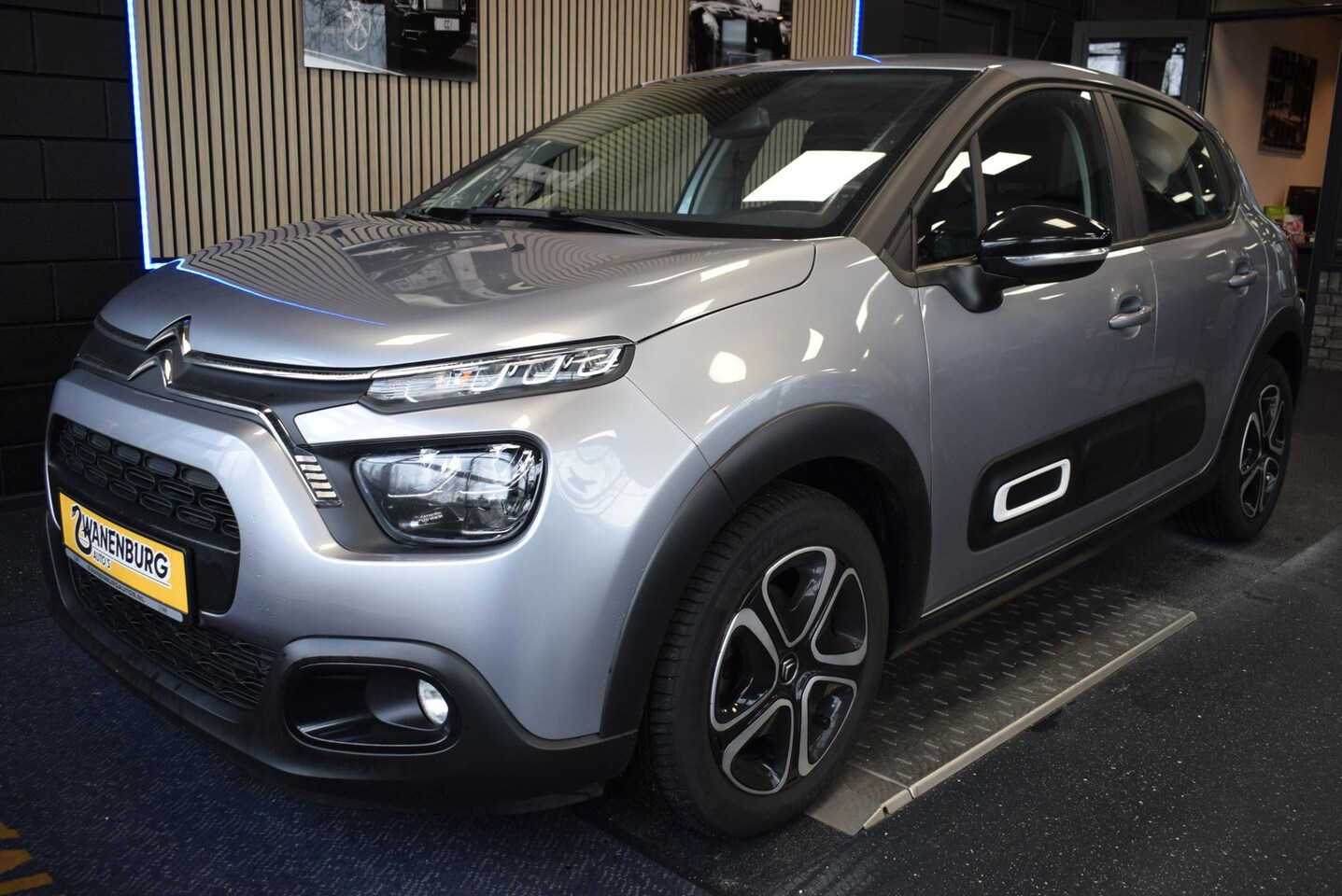 Citroën C3 - 1.2 PureTech Feel Apple/android carplay/Navi/Airco/Km 26.800!! - AutoWereld.nl