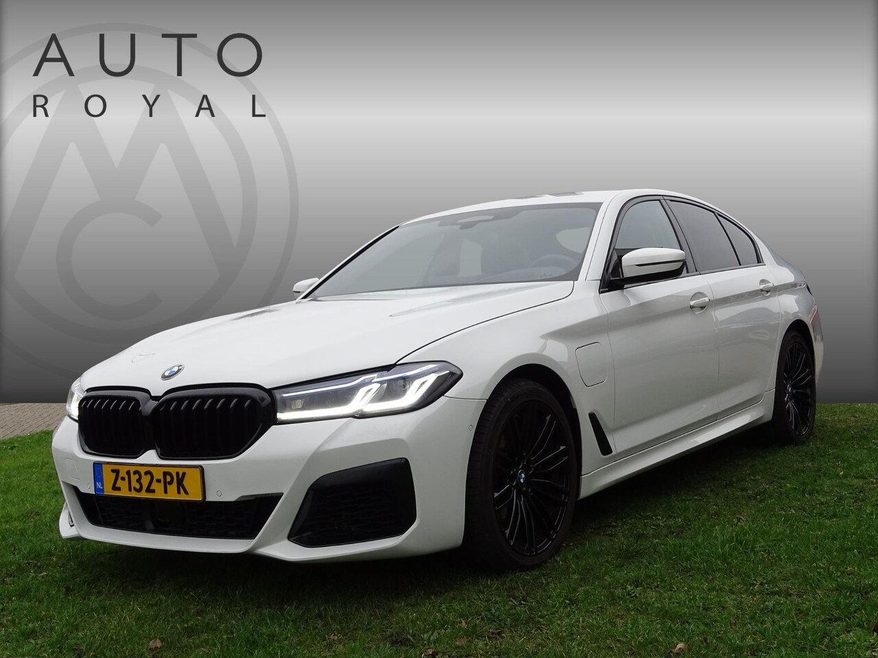 BMW 5-serie - 530e Executive Hybrid, Automaat, Sport Interieur, M-pakket, Dode Hoek, Camera, Navigatie, - AutoWereld.nl