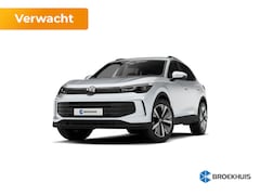 Volkswagen Tiguan - 1.5 eHybrid 204 6DSG Life Edition Automaat | Bekleding, leder 'Vienna' incl. stoelventilat