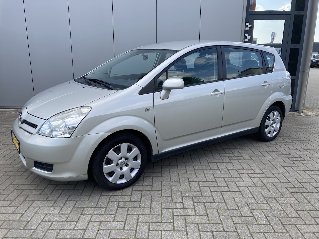 Toyota Verso - 1.6 All season banden | Trekhaak | 1200 kg trekgewicht | NAP | Airco | Volledige onderhoud - AutoWereld.nl