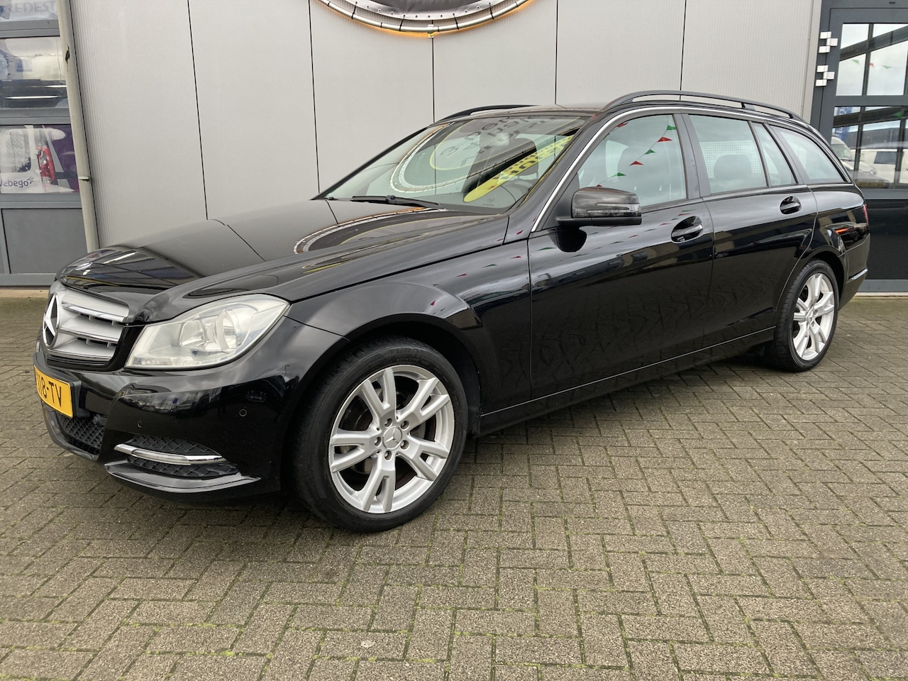 Mercedes-Benz C-klasse Estate - 180 Business Class Elegance Trekhaak | Cruise | Navi | Parkeersensoren - AutoWereld.nl