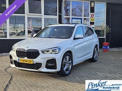 BMW X1 - sDrive20i Business Edition Plus M-SPORT NL-AUTO PANO TREKH