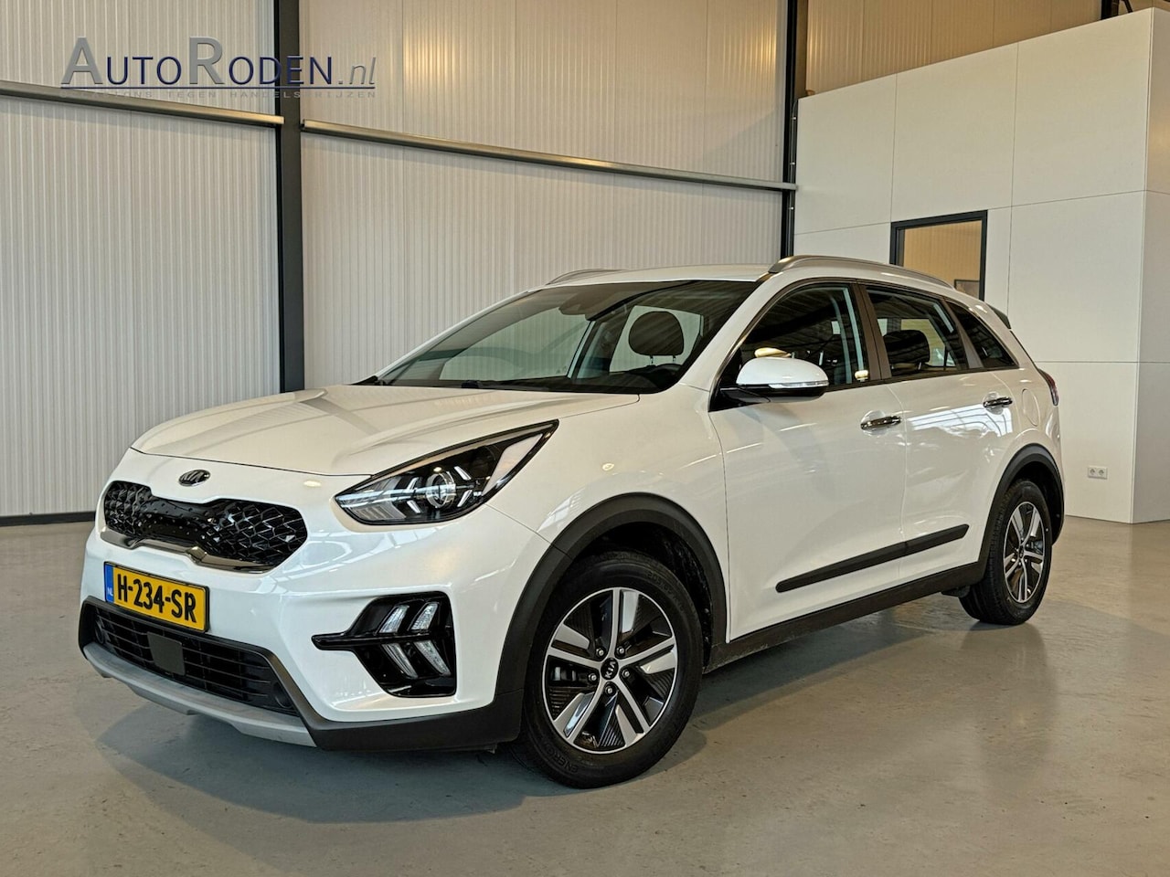 Kia Niro - 1.6GDi Hybrid 104Kw DynamicLine Automaat Camera|Clima|Navi - AutoWereld.nl