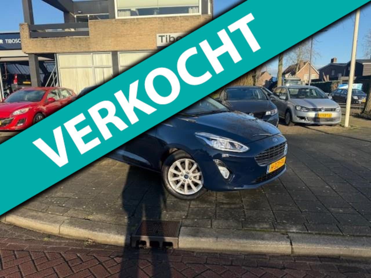 Ford Fiesta - 1.0 EcoBoost Titanium 1.0 EcoBoost Titanium, Stuurverwarming, PDC,41.000KM - AutoWereld.nl