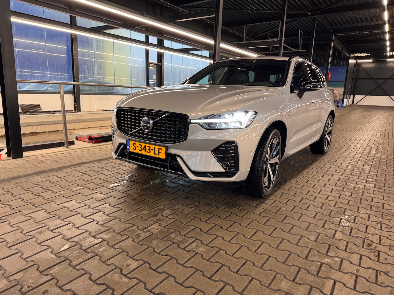 Volvo XC60 - 2.0 Recharge T6 AWD Ultimate Dark - AutoWereld.nl