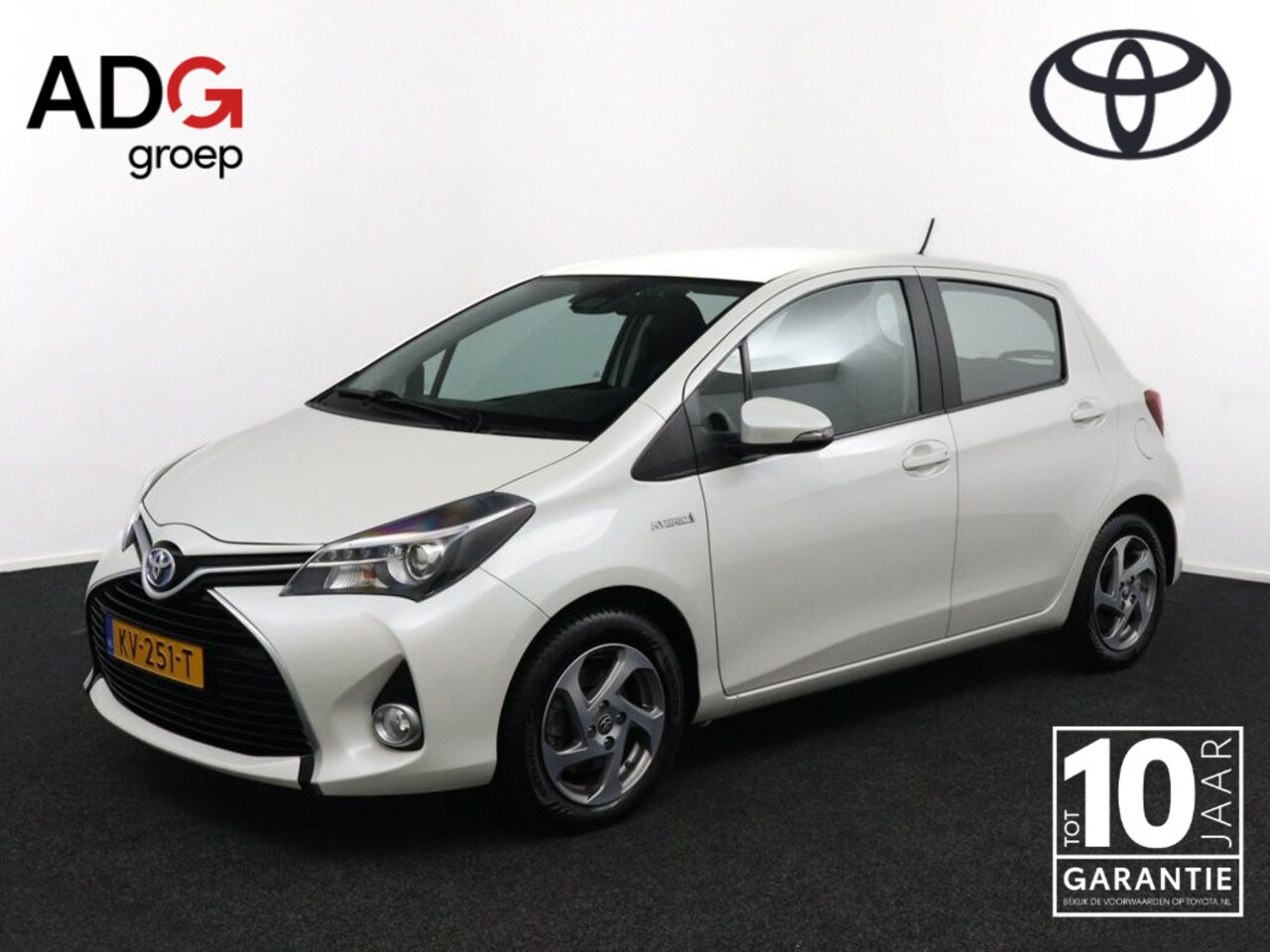 Toyota Yaris - 1.5 Hybrid Trend | Trekhaak | Navigatie | Parelmoer Wit | Lichtmetalen Velgen | Hoge Insta - AutoWereld.nl