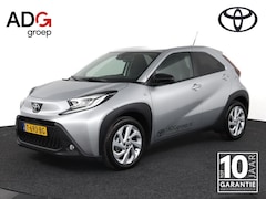 Toyota Aygo X - 1.0 VVT-i MT first | Lichtmetalen velgen | Parkeerhulp camera | Apple Carplay & Android au