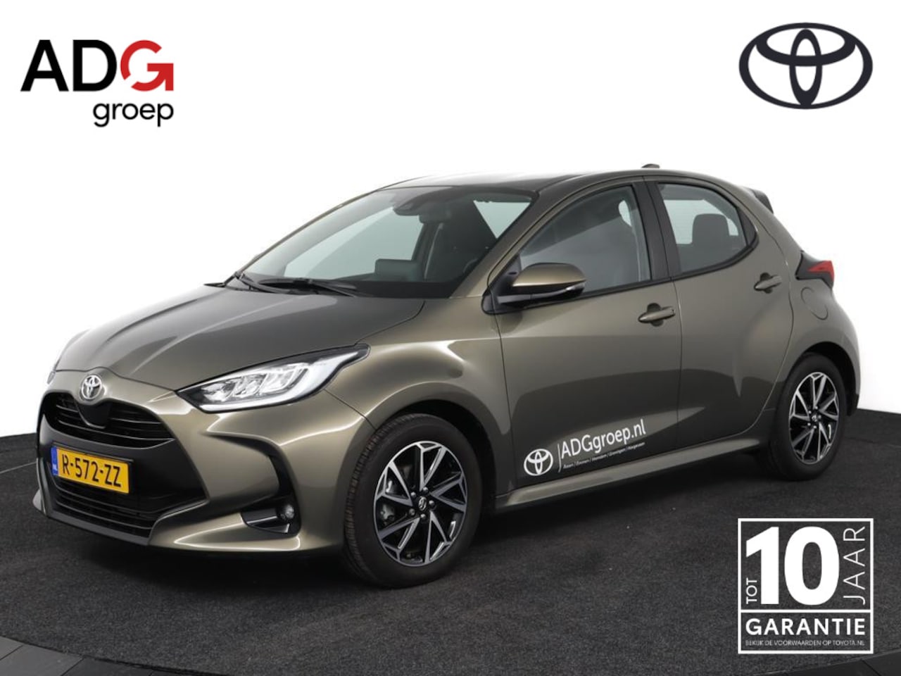 Toyota Yaris - 1.5 VVT-i Dynamic | Navigatie | Apple Carplay | Android Auto | LED verlichting | Adaptive - AutoWereld.nl