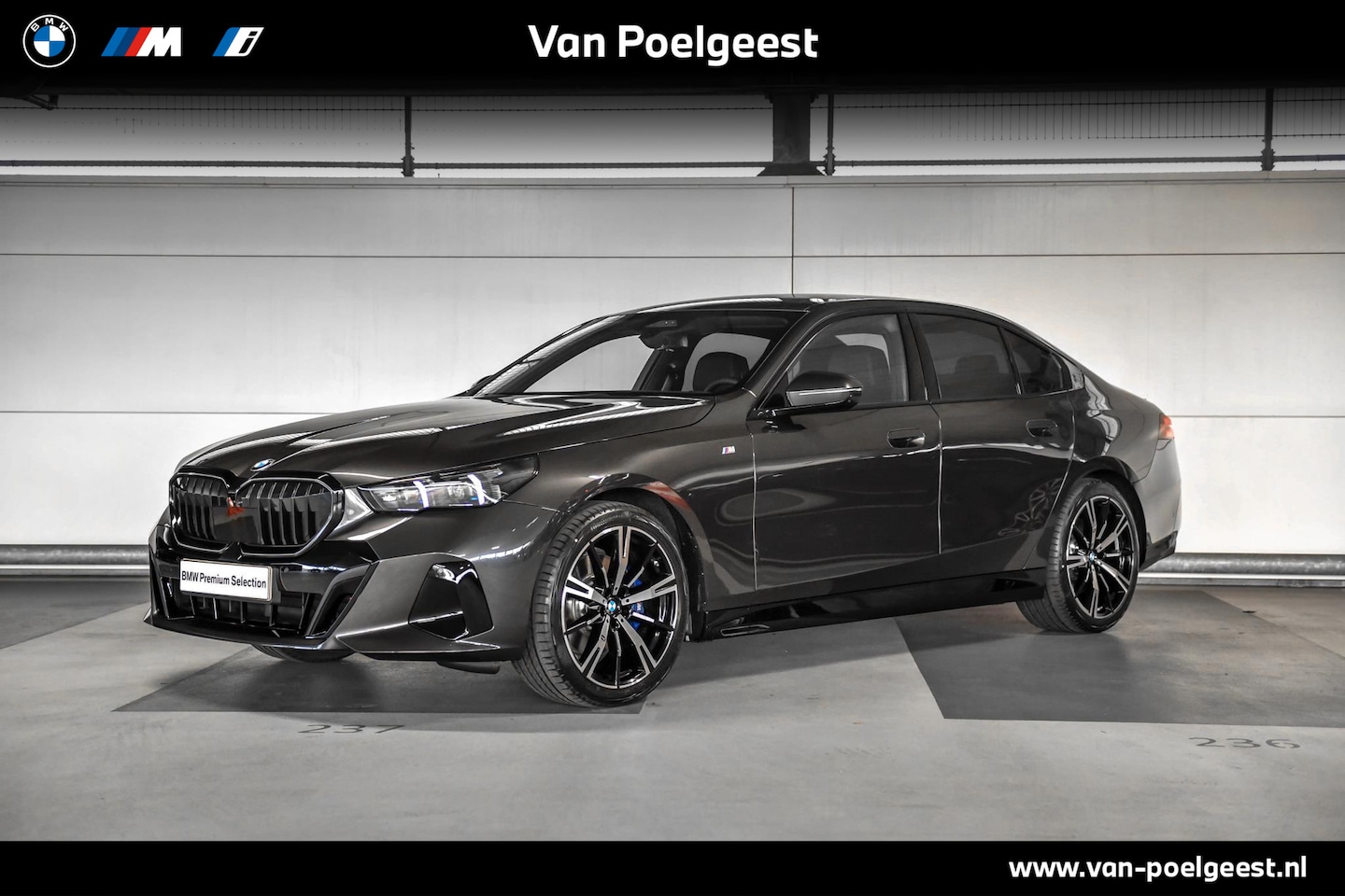 BMW 5-serie - Sedan 520i | M Sportpakket | Driving Assistant Plus | Stuurwielrand verwarmd | Selections - AutoWereld.nl