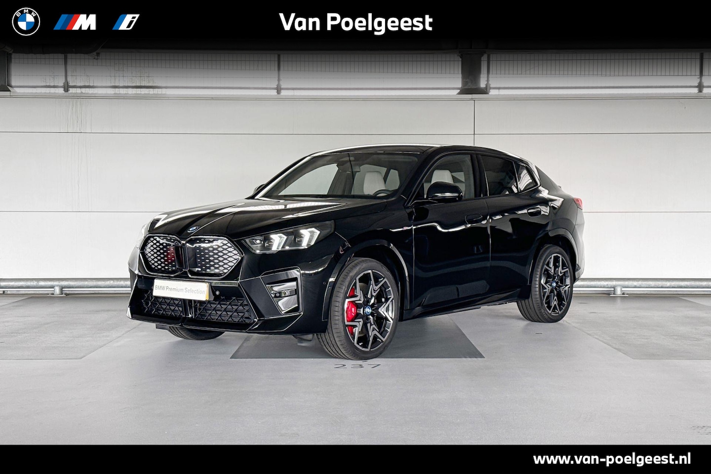 BMW iX2 - eDrive20 | Stuurwielrand verwarmd | Driving Assistant Plus | Selections - AutoWereld.nl