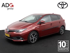 Toyota Auris - 1.8 Hybrid Dynamic | Trekhaak | Parkeercamera | Stoelverwarming | Cruisecontrol |