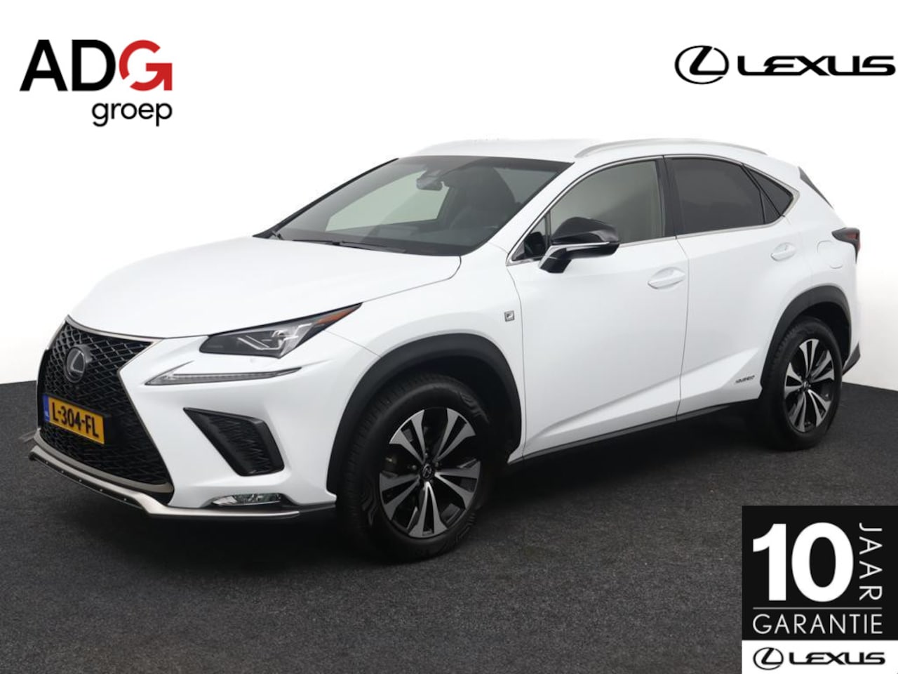 Lexus NX - 300h AWD F Sport Line | Apple Carplay | Adaptief demping systeem | Stoelverwarming - AutoWereld.nl