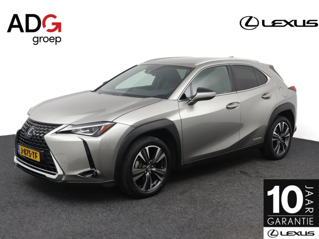 Lexus UX - 250h Business Line | Trekhaak | 18'' velgen | Keyless entry | Privacy Glass | - AutoWereld.nl