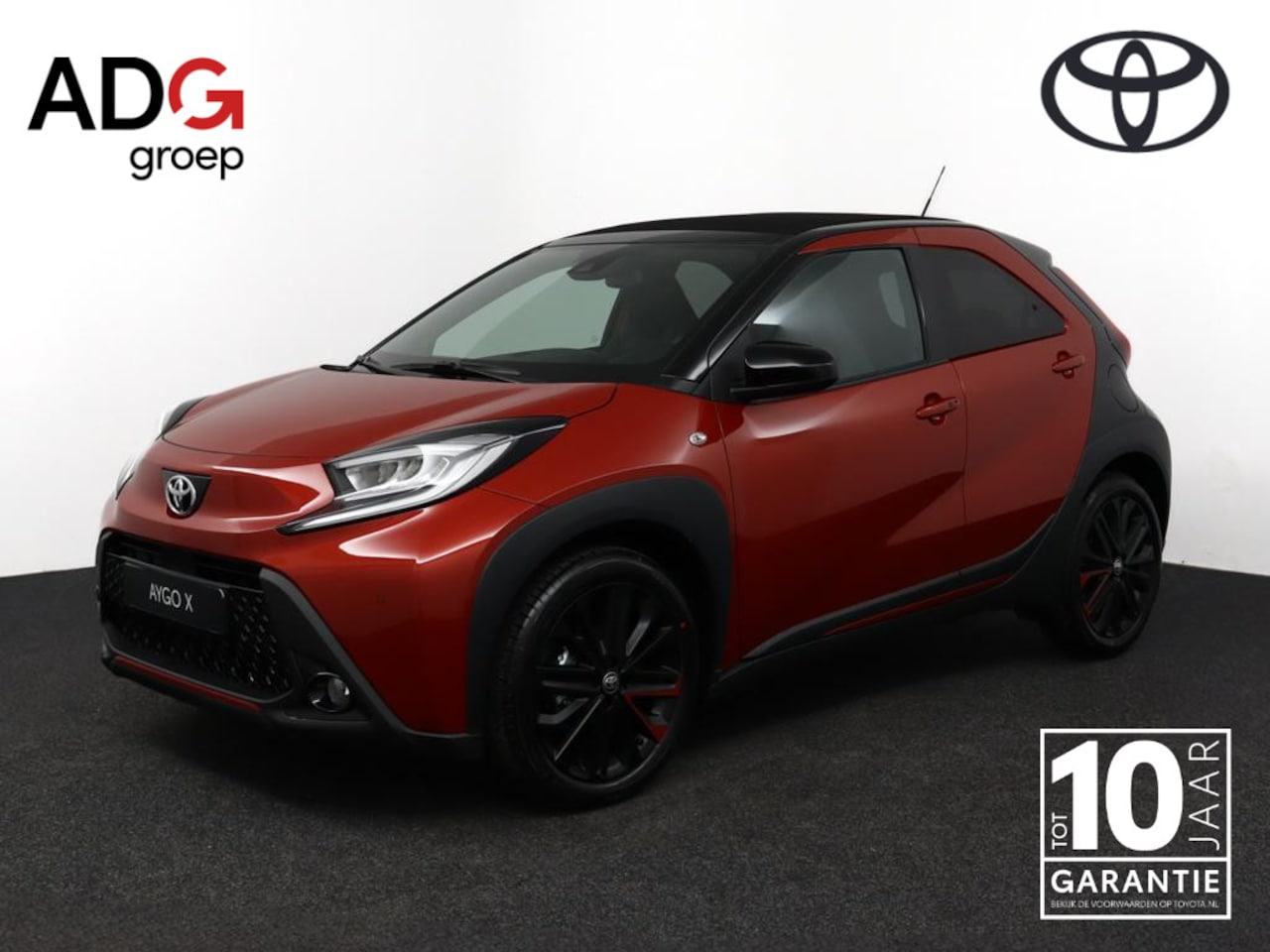 Toyota Aygo X - 1.0 VVT-i S-CVT Premium | Design Pack | Open dak | Adaptive Cruise Control | Navigatie | A - AutoWereld.nl