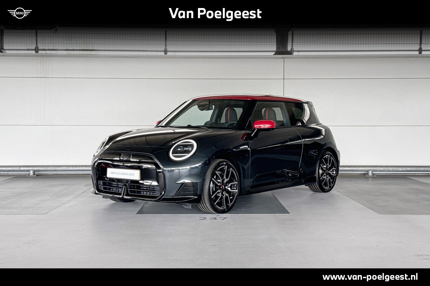 MINI Mini-Electric - Cooper 3-deurs SE | Joh Cooper Works | Pakket XL | Selections - AutoWereld.nl