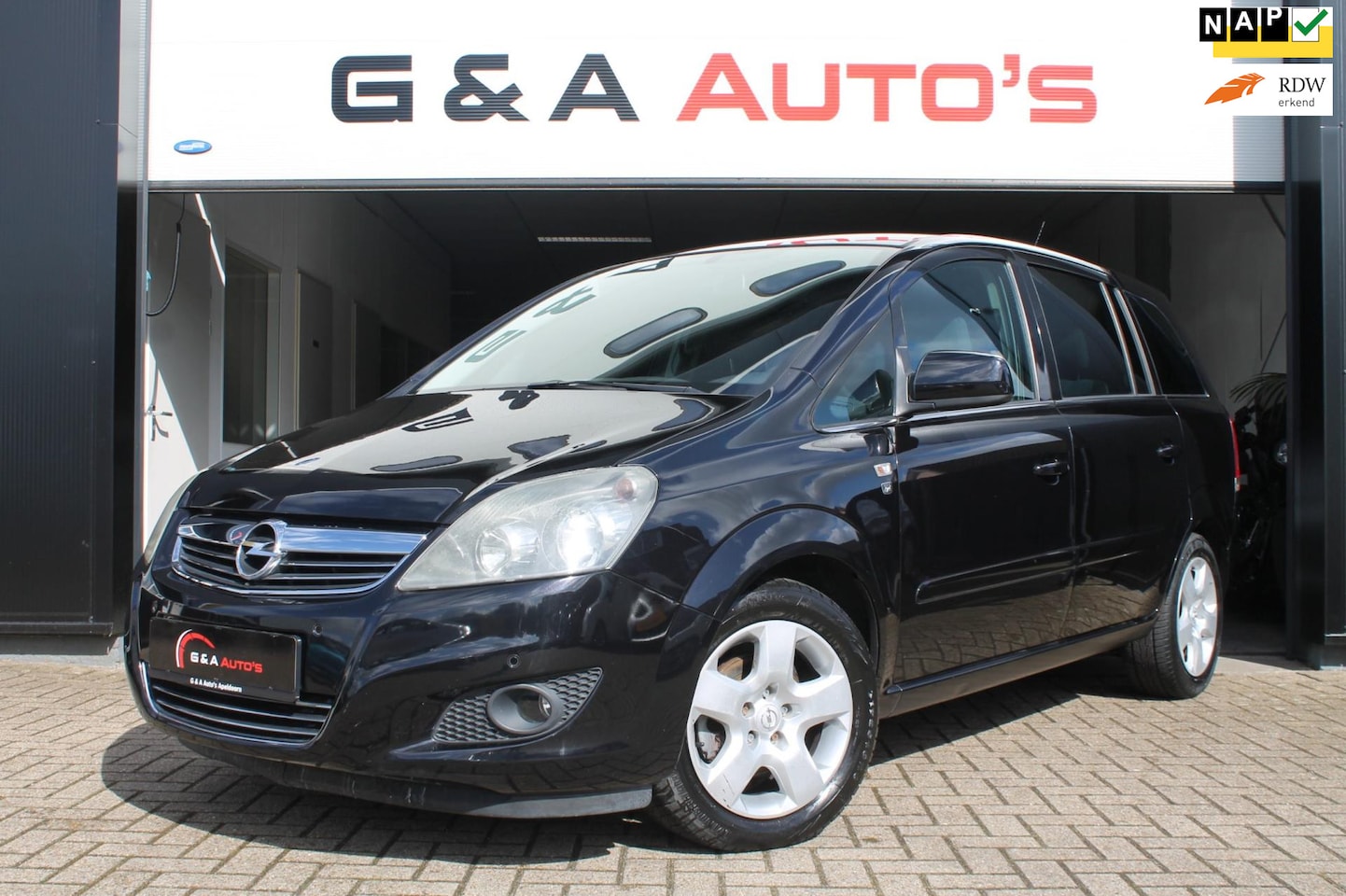 Opel Zafira - 1.8 111 years CRUISE CTRL / PDC / LMW / 1E EIGENAAR / 7 ZIT / AIRCO - AutoWereld.nl