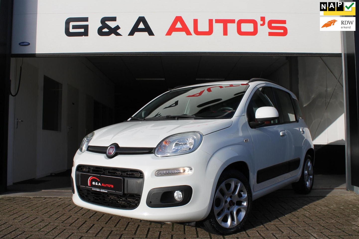 Fiat Panda - 1.2 Popstar / AIRCO / PDC / LMV / NW APK - AutoWereld.nl